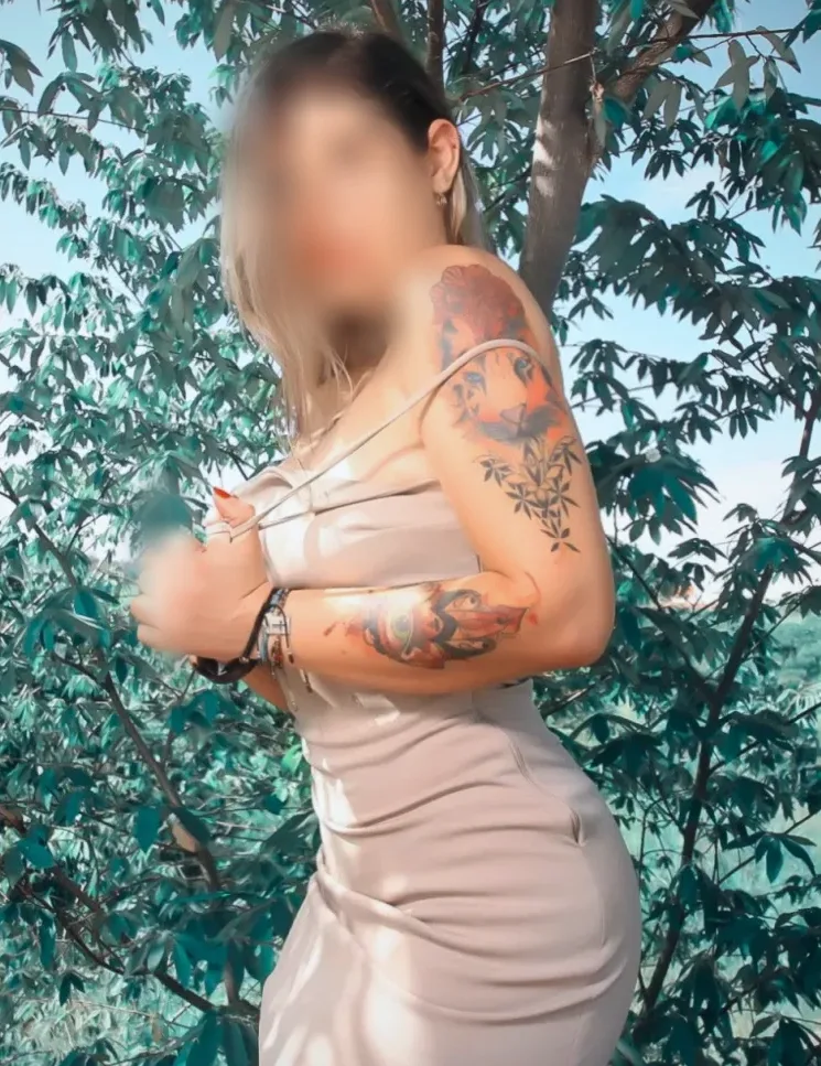 Jennifer, 33