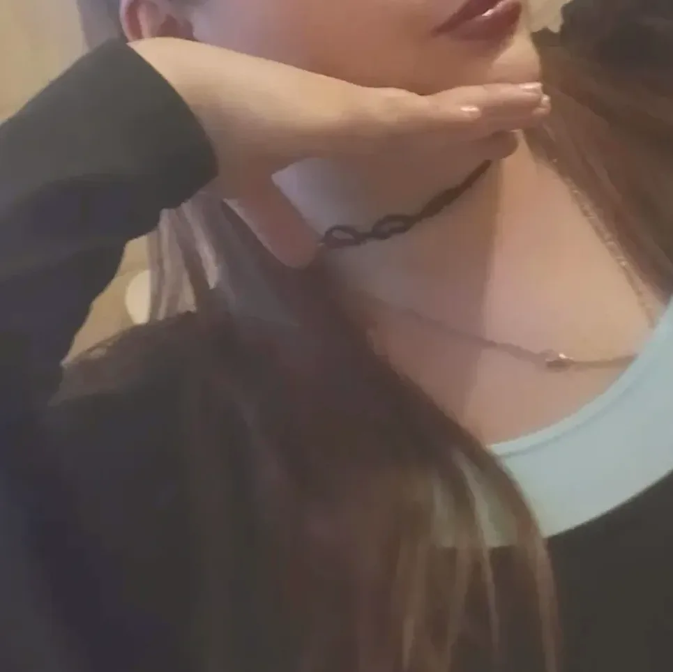 Lena, 28