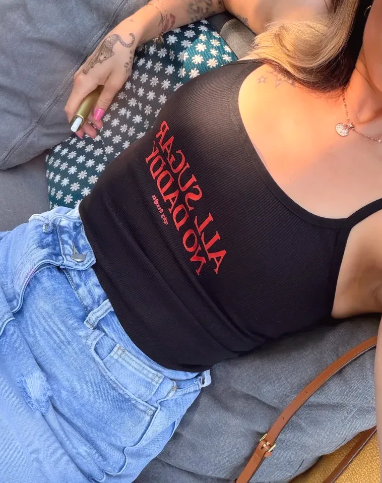Lena, 24