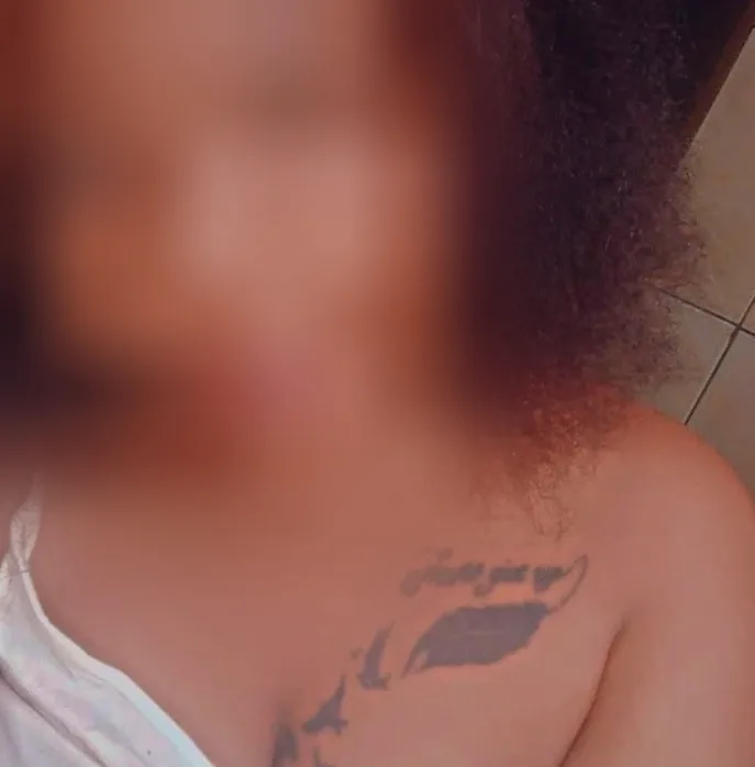 Selina, 29